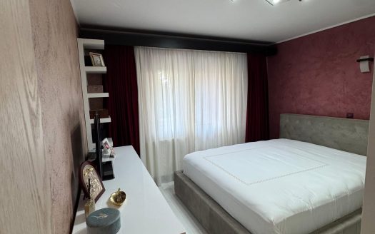 Apartament 3 camere – Zona Nord