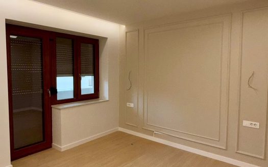 APARTAMENT 4 CAMERE | LAHOVARI