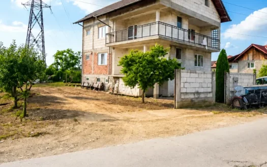 CASĂ D+P+E+M | TEREN 1.600 MP | STUPĂREI – MIHĂEȘTI